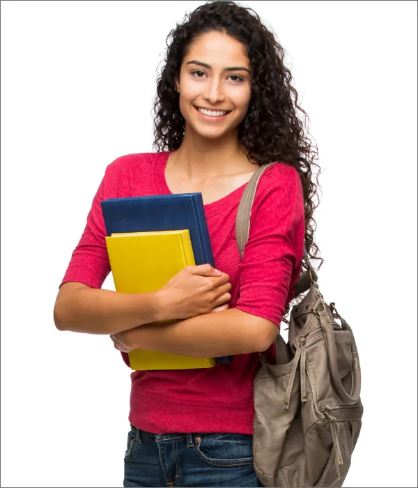 Estudante com seguro educacional garantindo a continuidade dos estudos